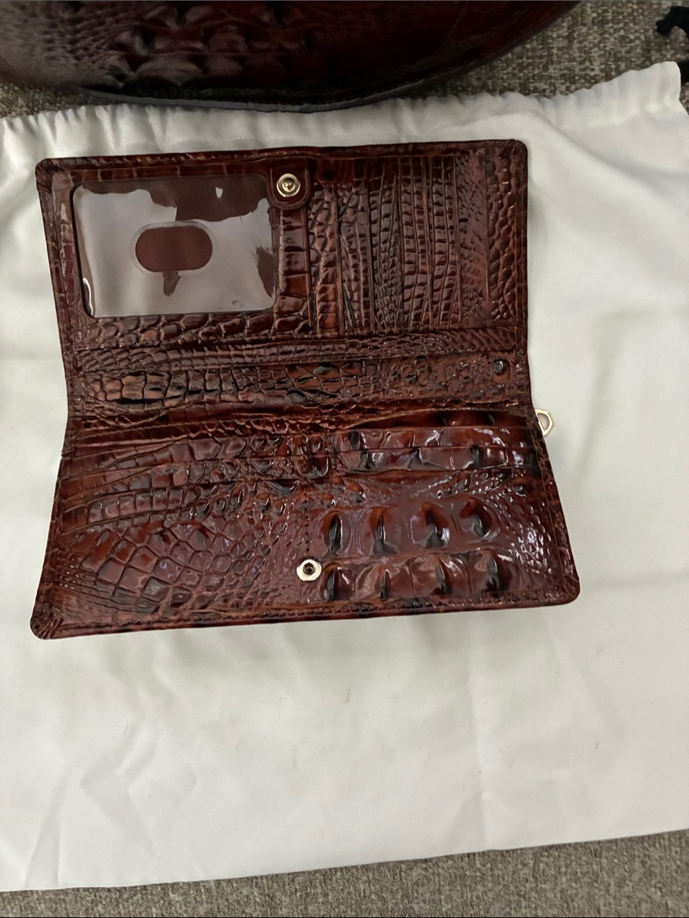 Brahmin Dark Brown Croc-Embossed Leather Crossbody with Matching Wallet - Picture 5 of 10
